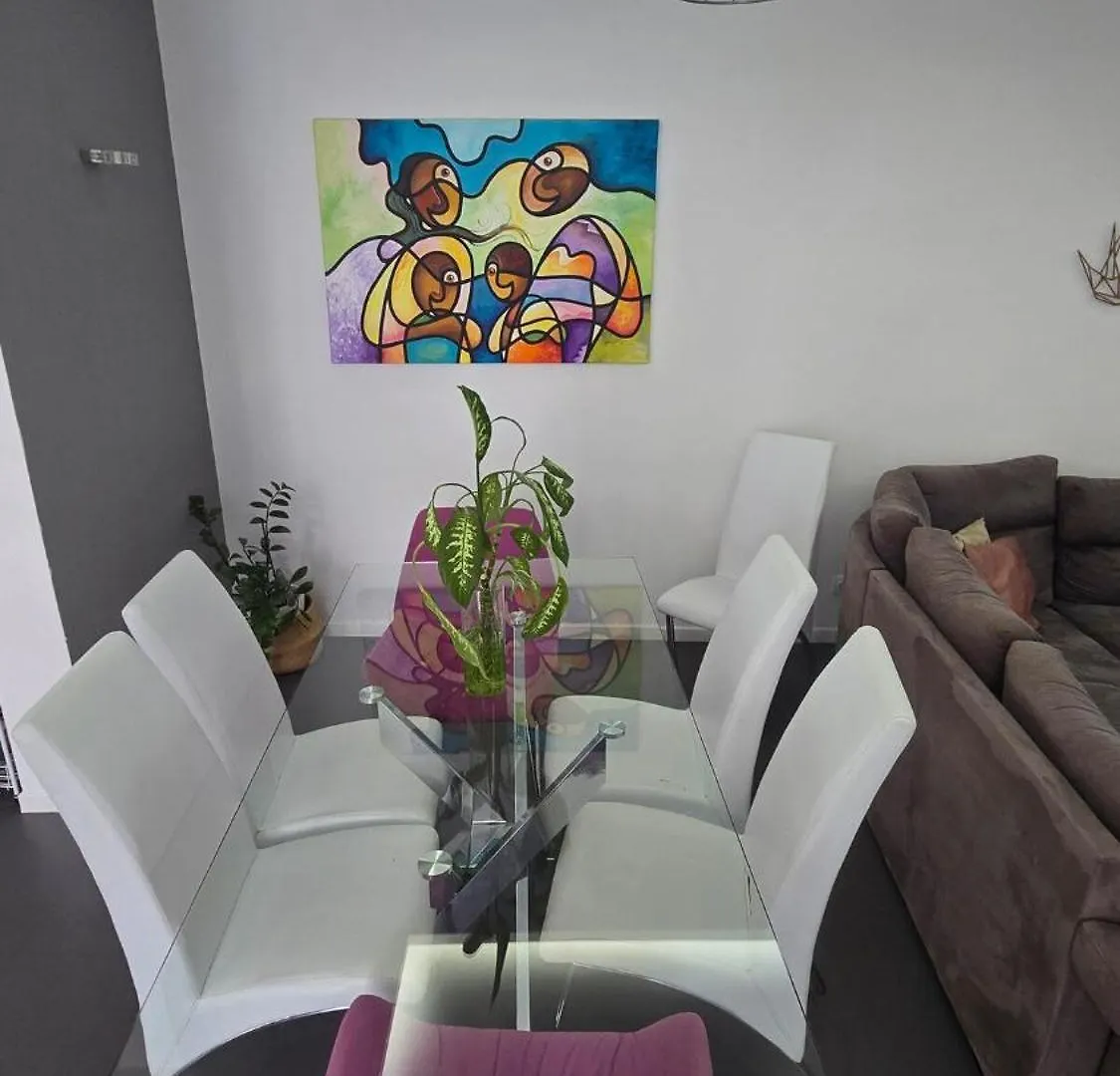 Family Apartment With Pool 普拉亚